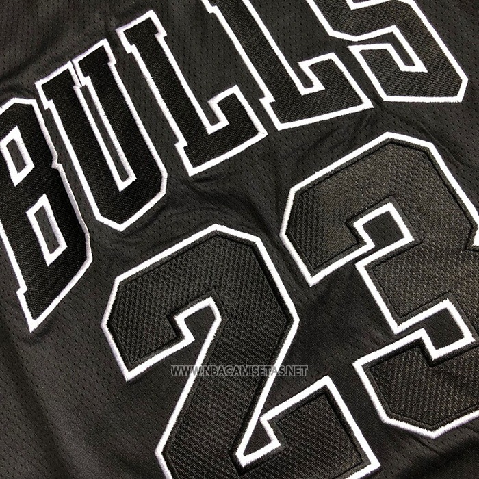 Camiseta Chicago Bulls Michael Jordan NO 23 MVP Negro